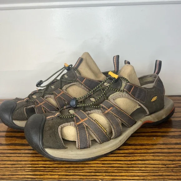 Keen Kanyon Men's Hiking Waterproof Sport Sandals Size 10.5 Straps Shoes Outdoor - Picture 2 of 16